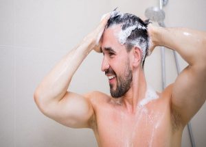 Cần dùng gel vệ sinh nam không?