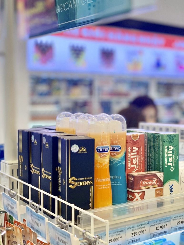 Điểm bán dung dịch vệ sinh nam Serenys tại siêu thị AEON